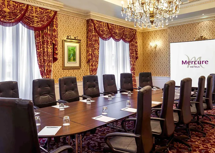 Top Apart Hotels in Exeter