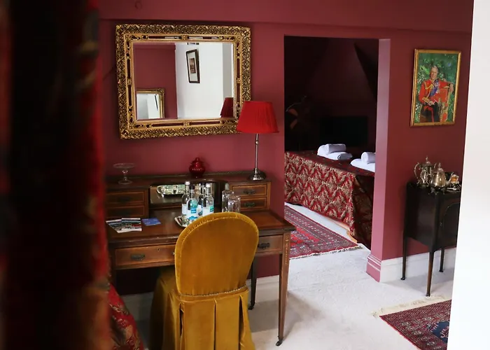 Top Hotels in Windsor Town Centre