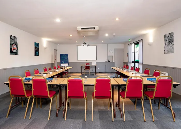 Premier Hotels in Salford Keys, Manchester