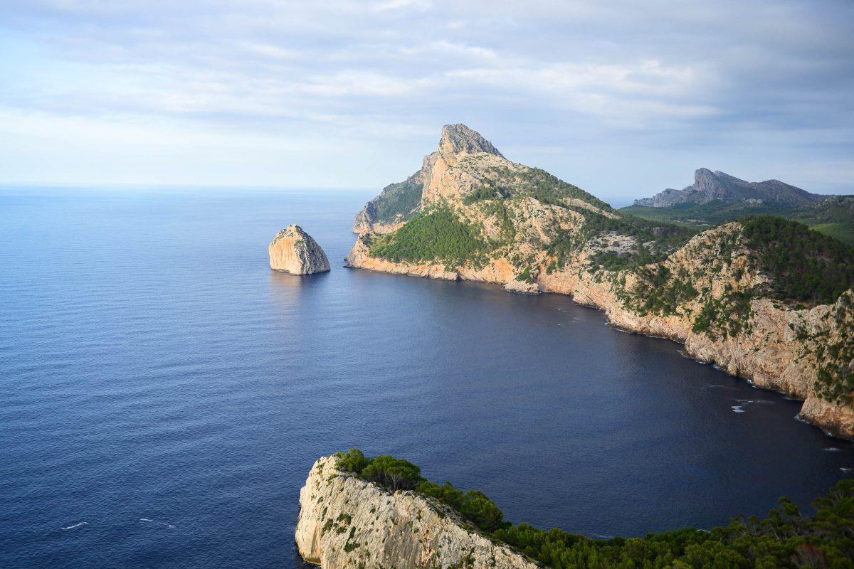 Passing through the coastal town of Port de Pollença, you enter the winding 20km road that explores Cap de Formentor, Mallorca, Spain - © James Camel / franks-travelbox