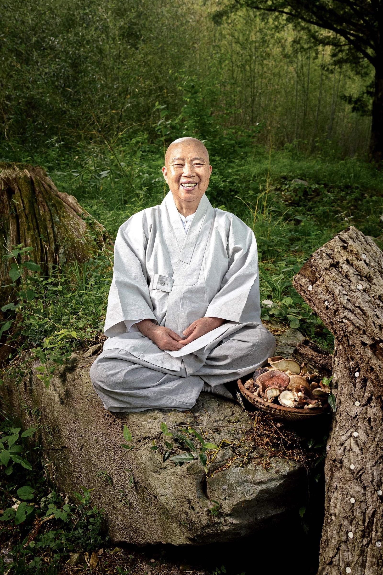 Jeong Kwan at her mushroom farm in Baekyangsa