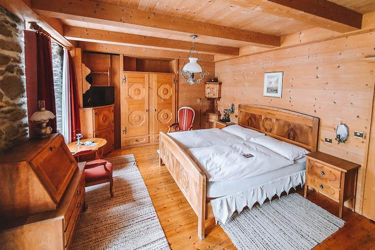 Sunstar Saas Fee Zimmer 1893